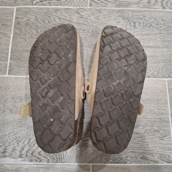 Kidmi Clogs - Picture 8 of 8